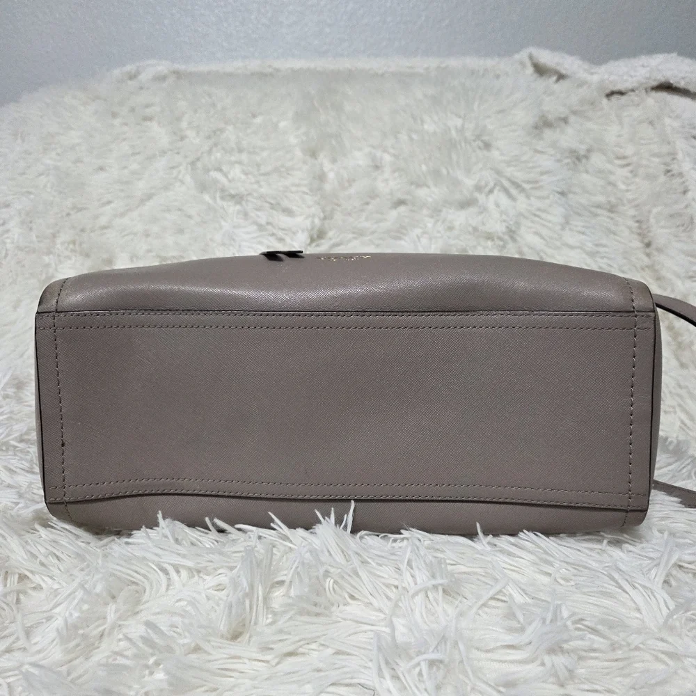 Coach Bleeker Saffiano Riley Carryall Large Crossbody Bag Taupe #30149 - Picture 6 of 16